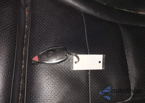 2018 Mercedes-Benz C 300 4Matic z USA, uszkodzony, nr VIN WDDWF4KB0JR412551